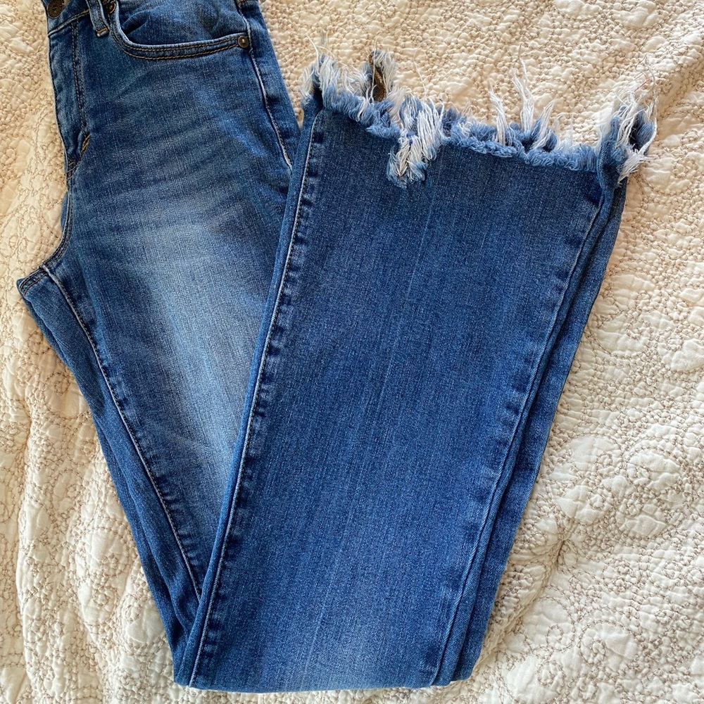 Special A high waisted crop jeans with distressed hem, size 26